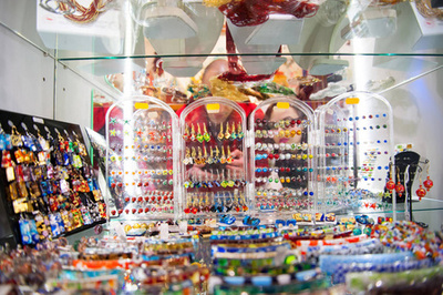 珠寶首飾零售新紀元 視覺營銷如何重塑消費體驗